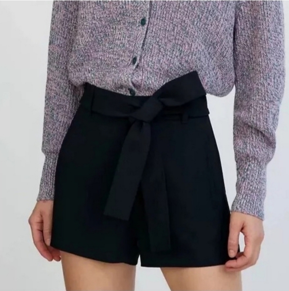 Aritzia Wilfred Paperbag Shorts Tie Fake Pockets Black Size 0
